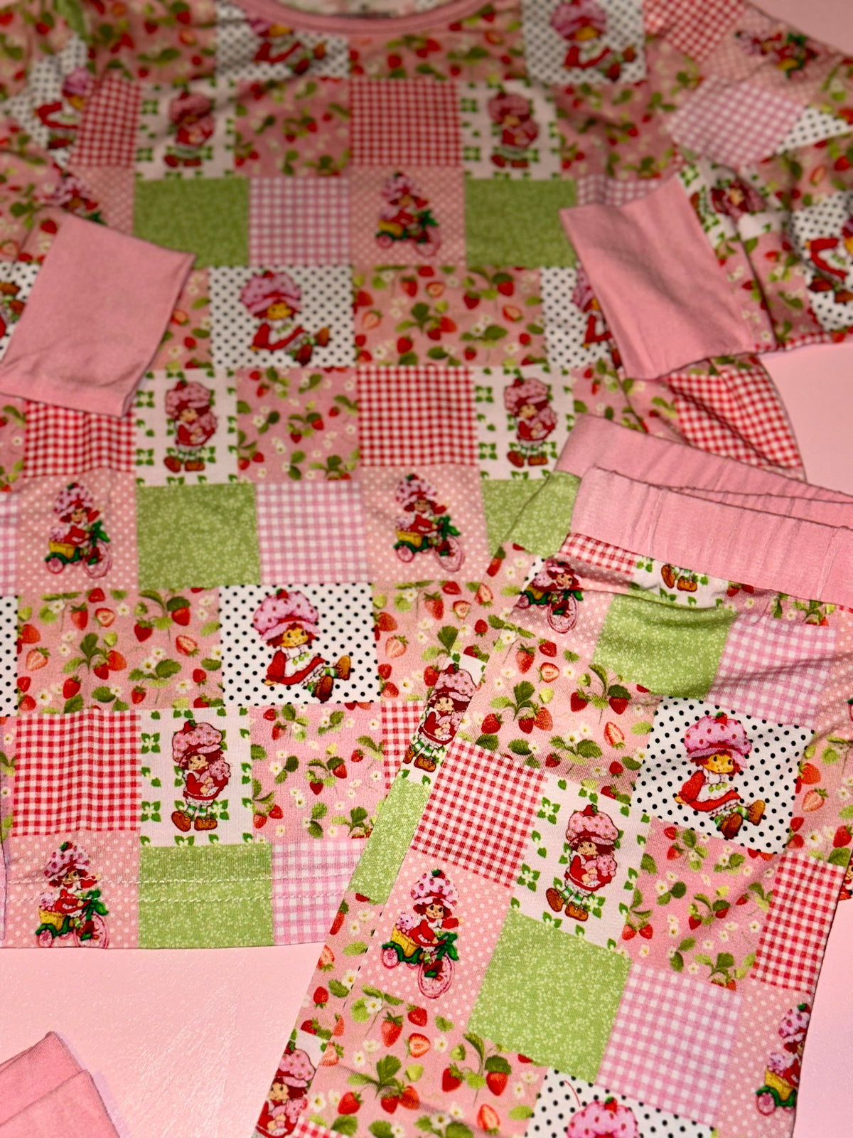 Strawberry Shortcake Patchwork 2Pc Bamboo Set