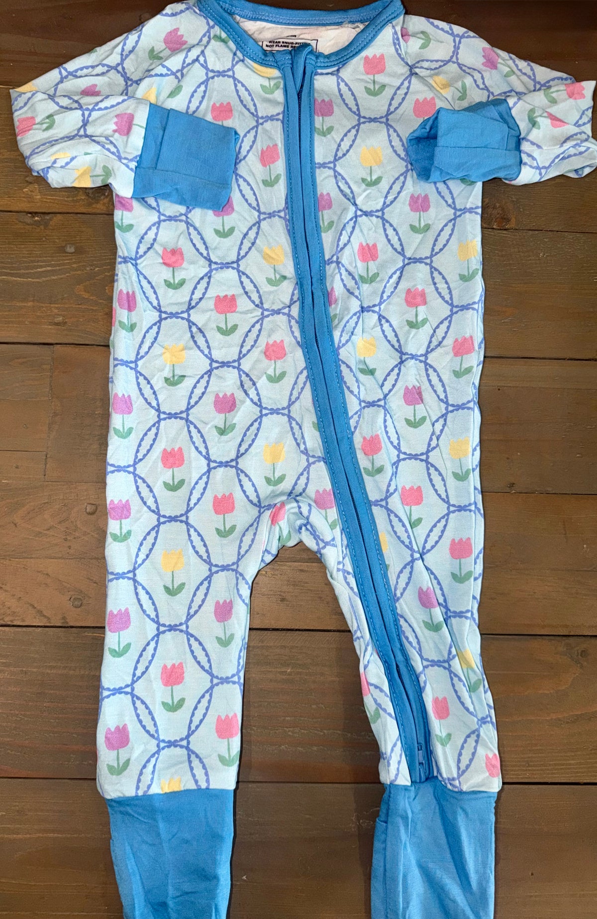 🌷 Tulip Trellis – Blue