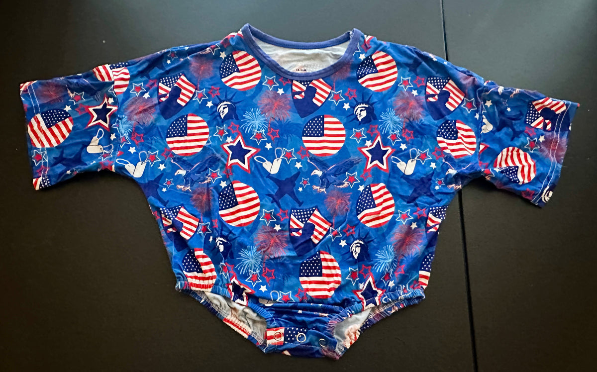 ❤️🤍💙 Stars & Stripes Oversized Bubble