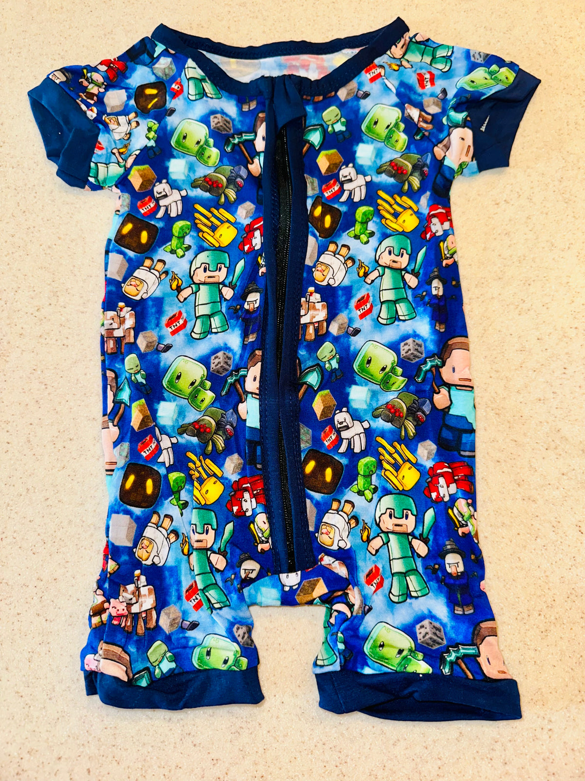 Block World Gamer Shortie🎮🧱