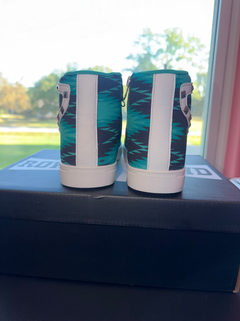 Women’s Heartland Hightops