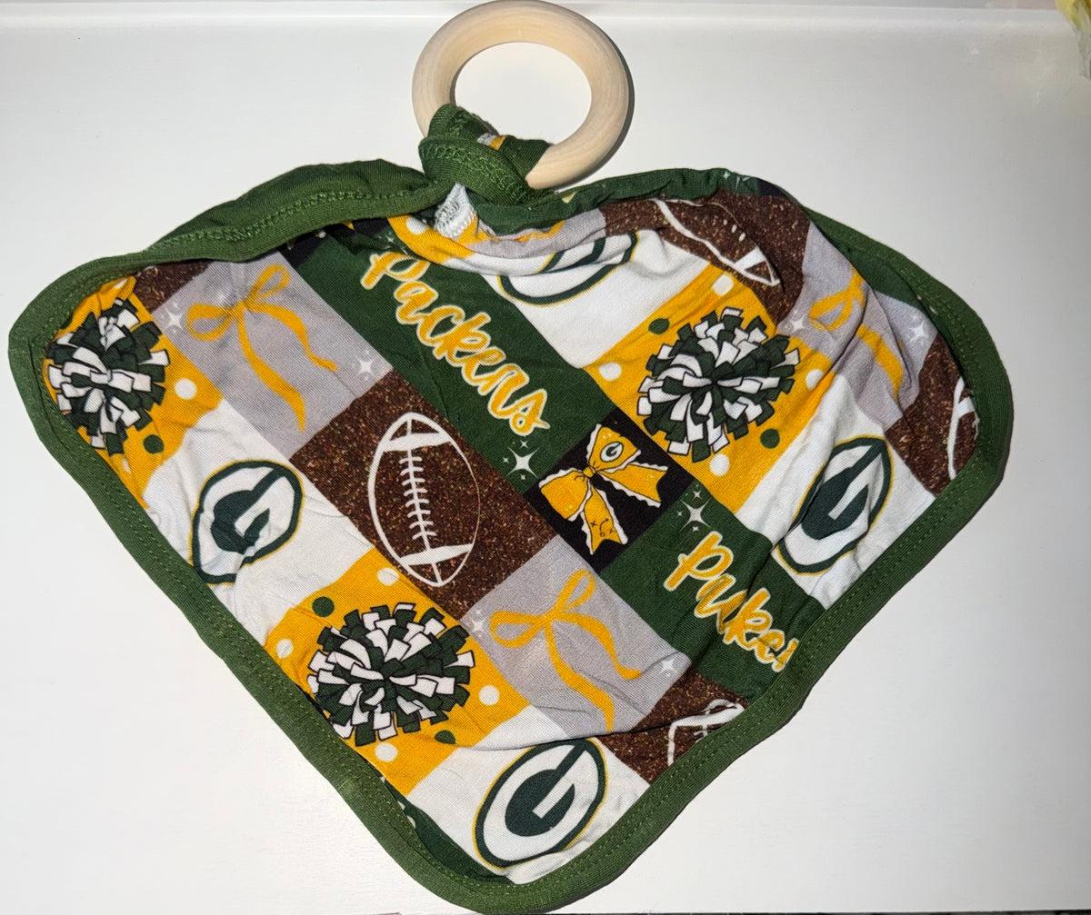 Green & Gold Lovey