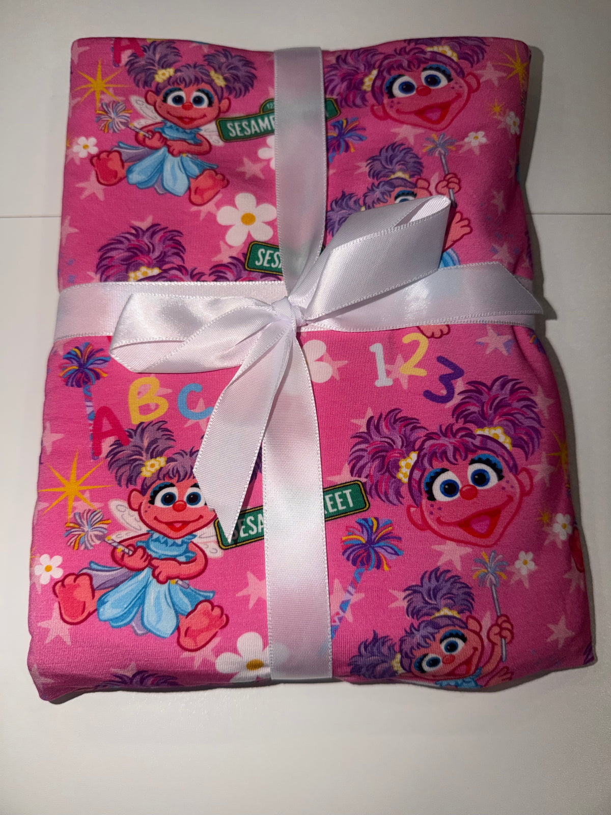 Pink Fairy Street Bamboo Blanket 🩷